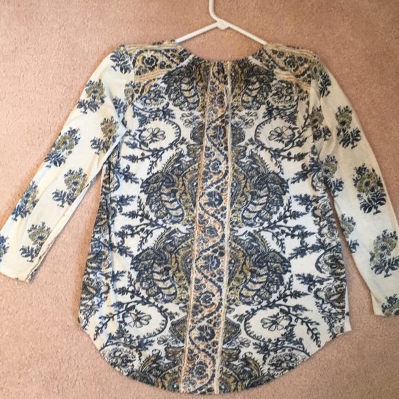 Lucky Brand top - Picture 2 of 4